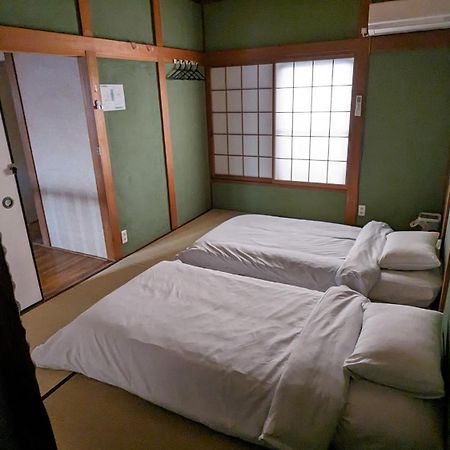 Kix House Waraku III 和楽三号館 Hotel Izumisano Bagian luar foto