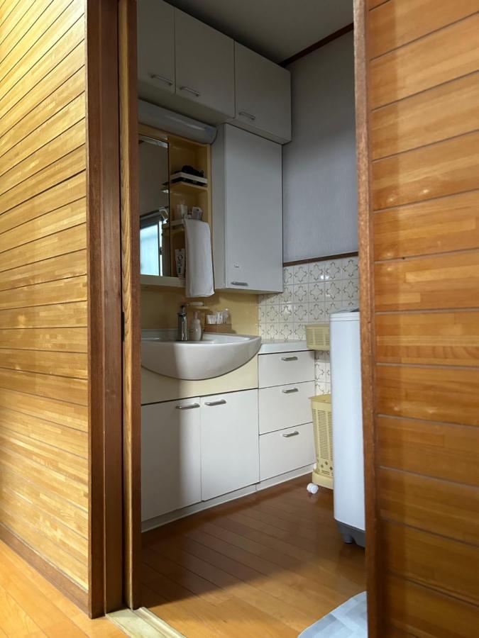 Kix House Waraku III 和楽三号館 Hotel Izumisano Bagian luar foto