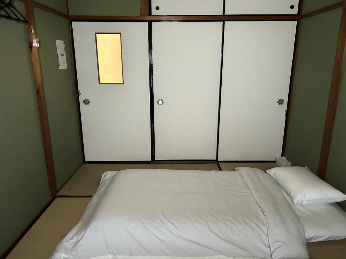 Kix House Waraku III 和楽三号館 Hotel Izumisano Bagian luar foto