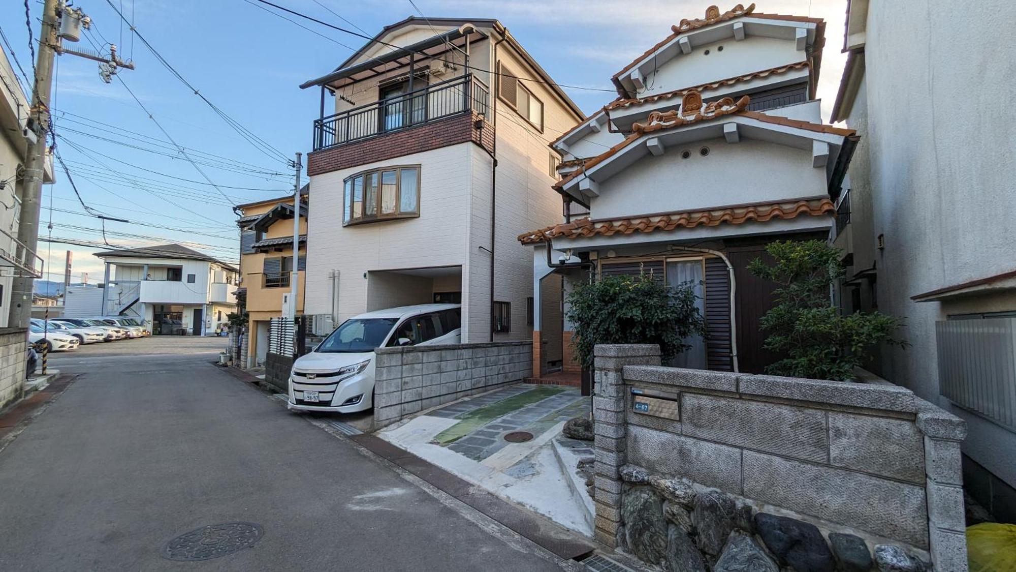 Kix House Waraku III 和楽三号館 Hotel Izumisano Bagian luar foto